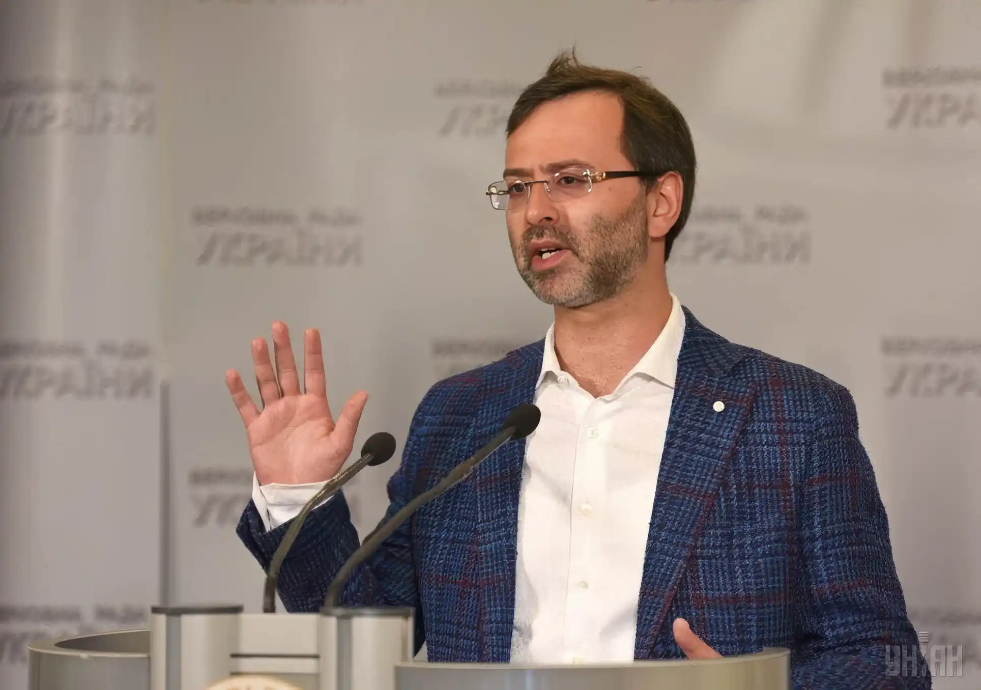 Dnipro Municipal Official Detained Over $12,000 Bribe image