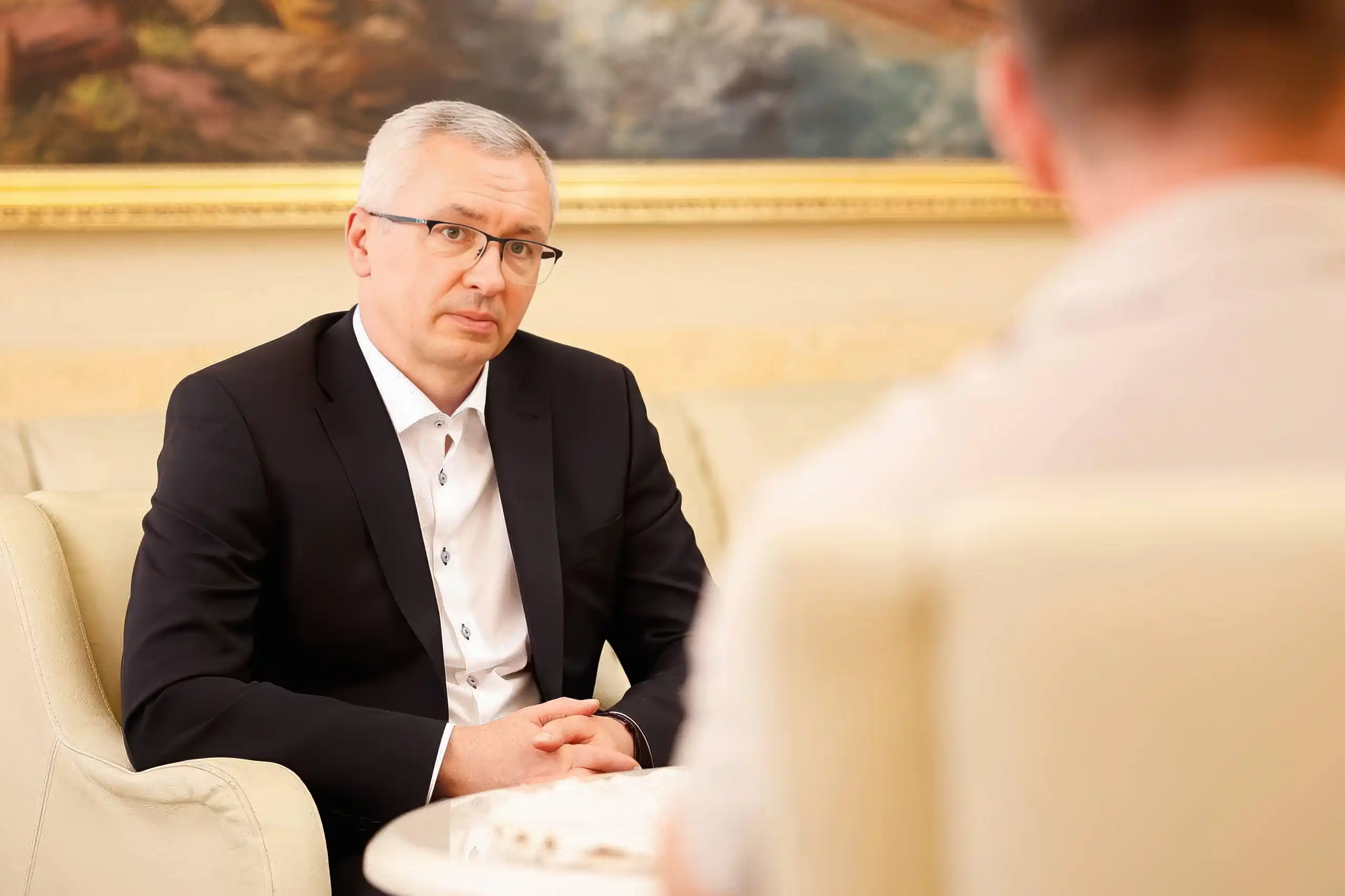 САП просить конфіскувати будинок і землю в.о. голови митниці image