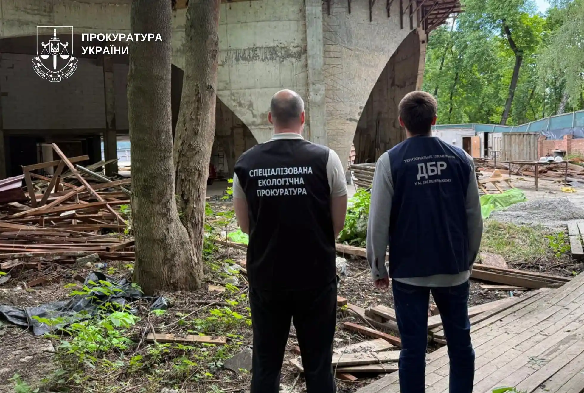 У Хмельницькому розслідують забудову парку на ділянці сина Крупи image