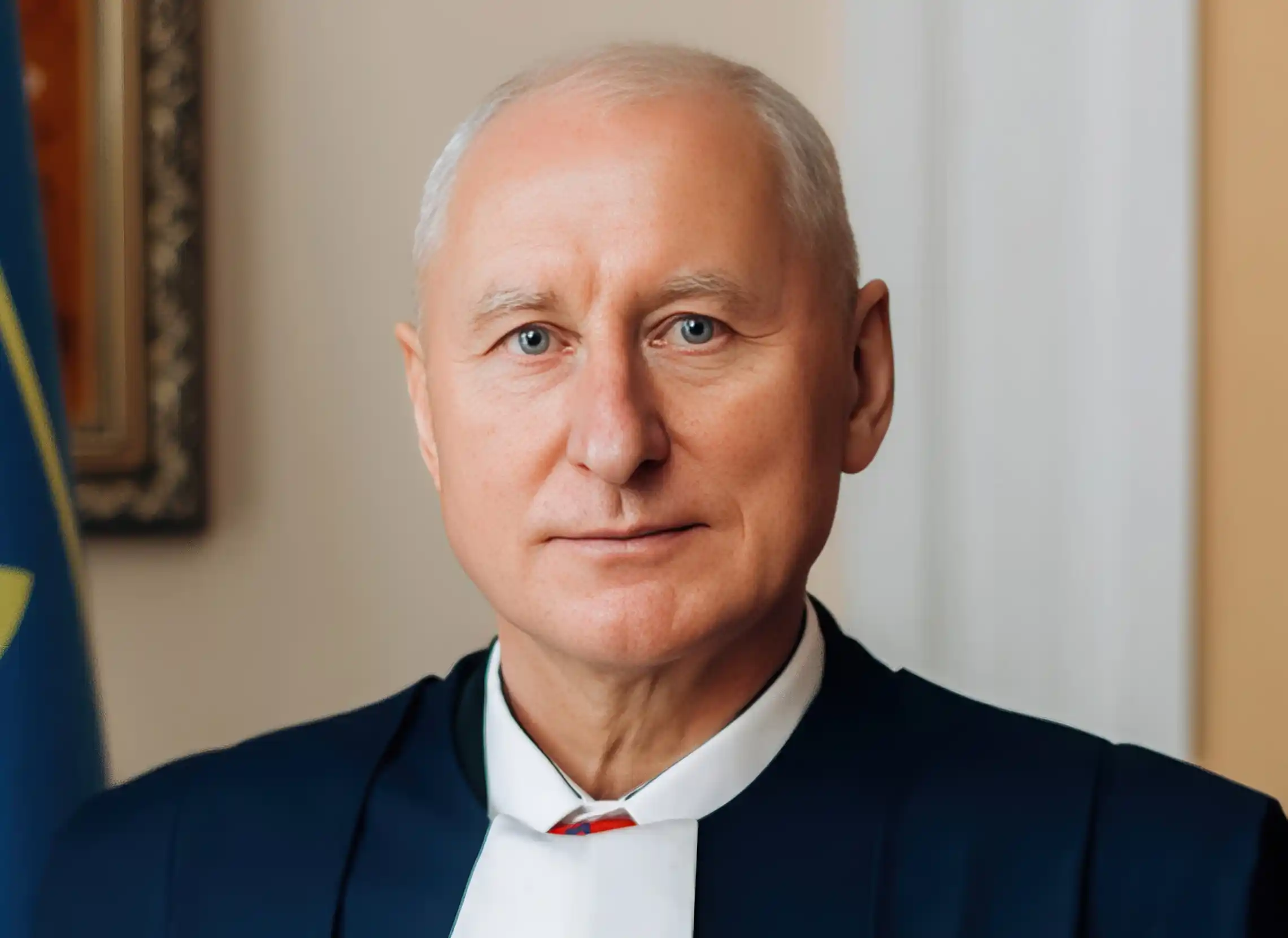 Львівський суддя Плотніцький визнав вину у справі хабаря на $1 млн image