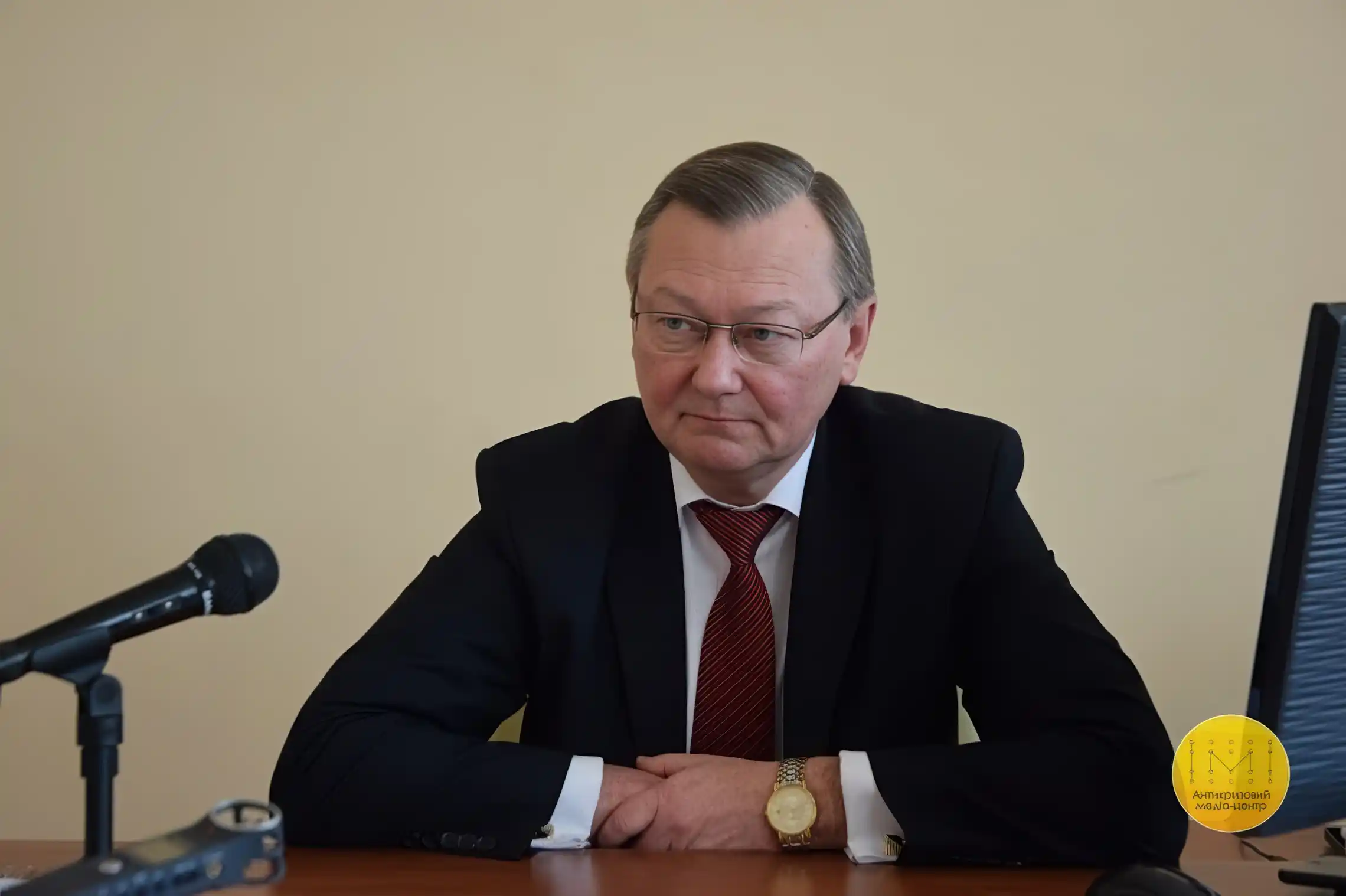 Ексректора ДНМУ засудили за хабар у вигляді двох автомобілів image