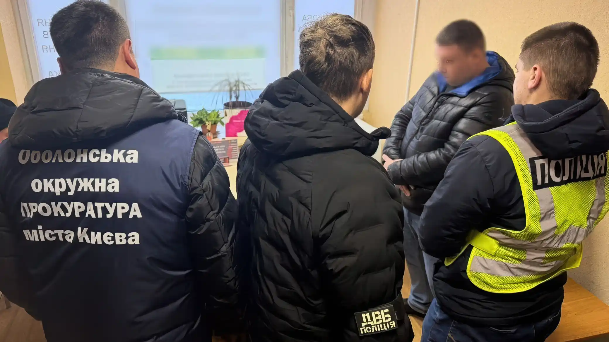 Three suspects in Kyiv bribery scheme for vehicle registration image