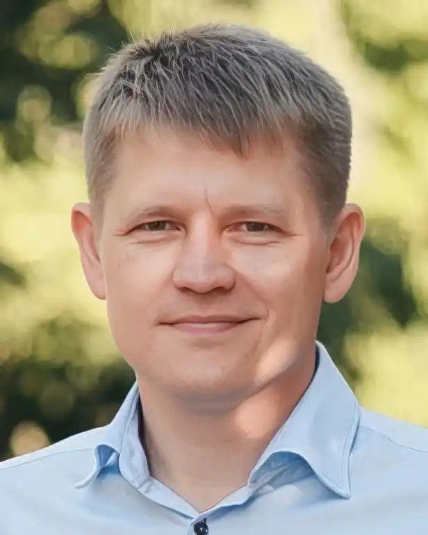 Бражник Юрій photo