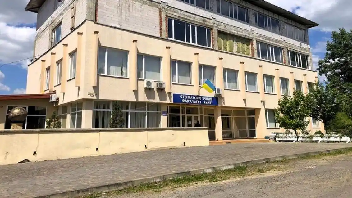 На ремонті в Ужгородському університеті привласнили 2,6 млн грн image