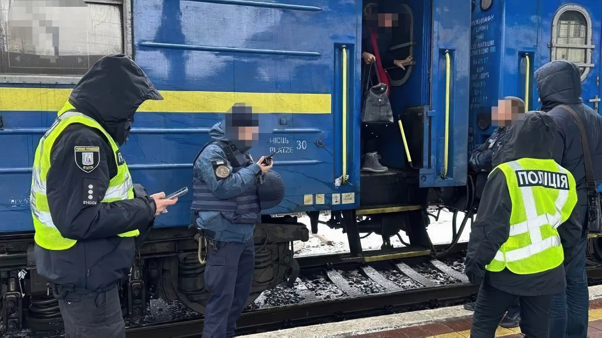 У Києві судитимуть сімох залізничників за схему з квитками image