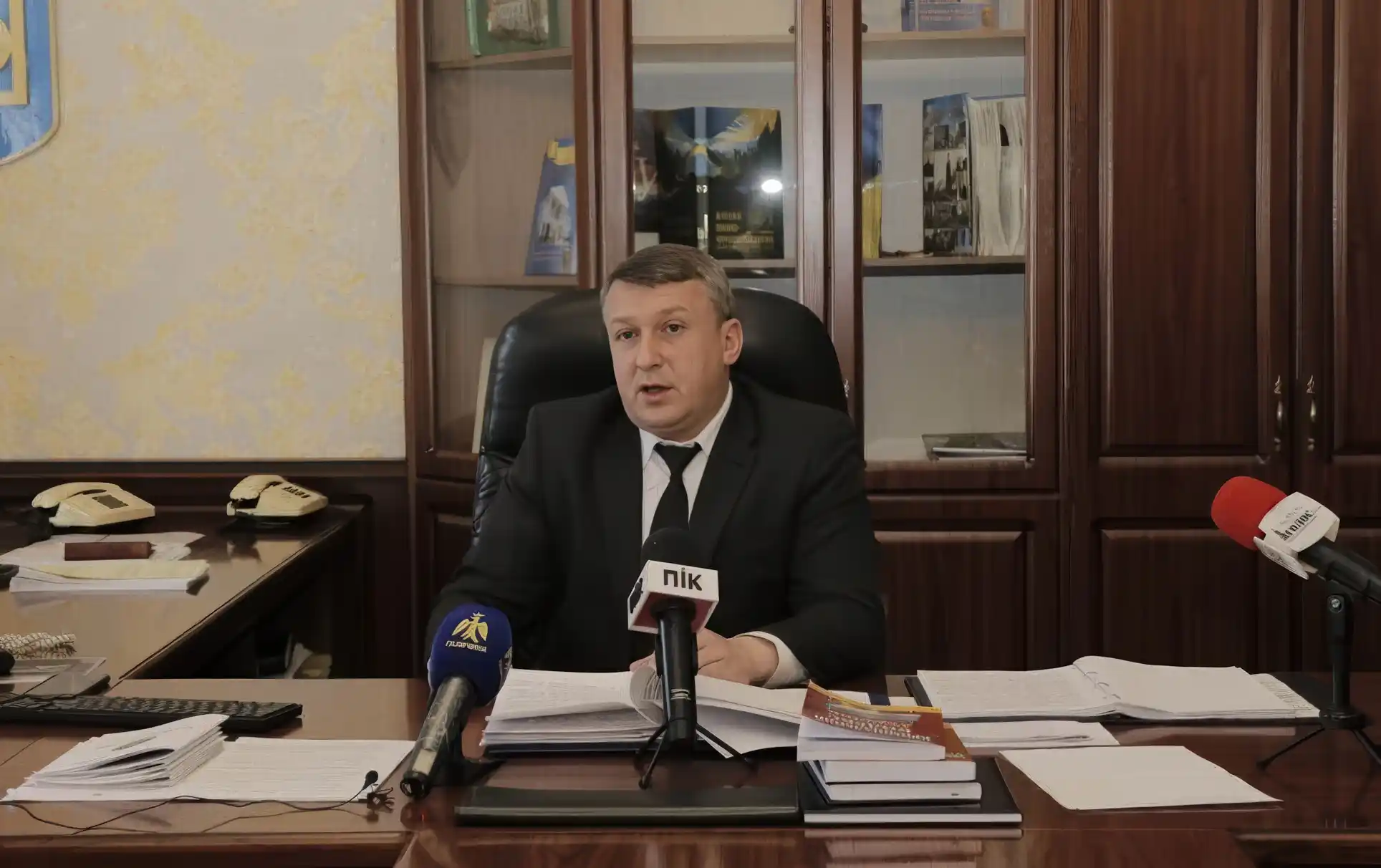 НАБУ завершило справу експрокурорів з Прикарпаття image