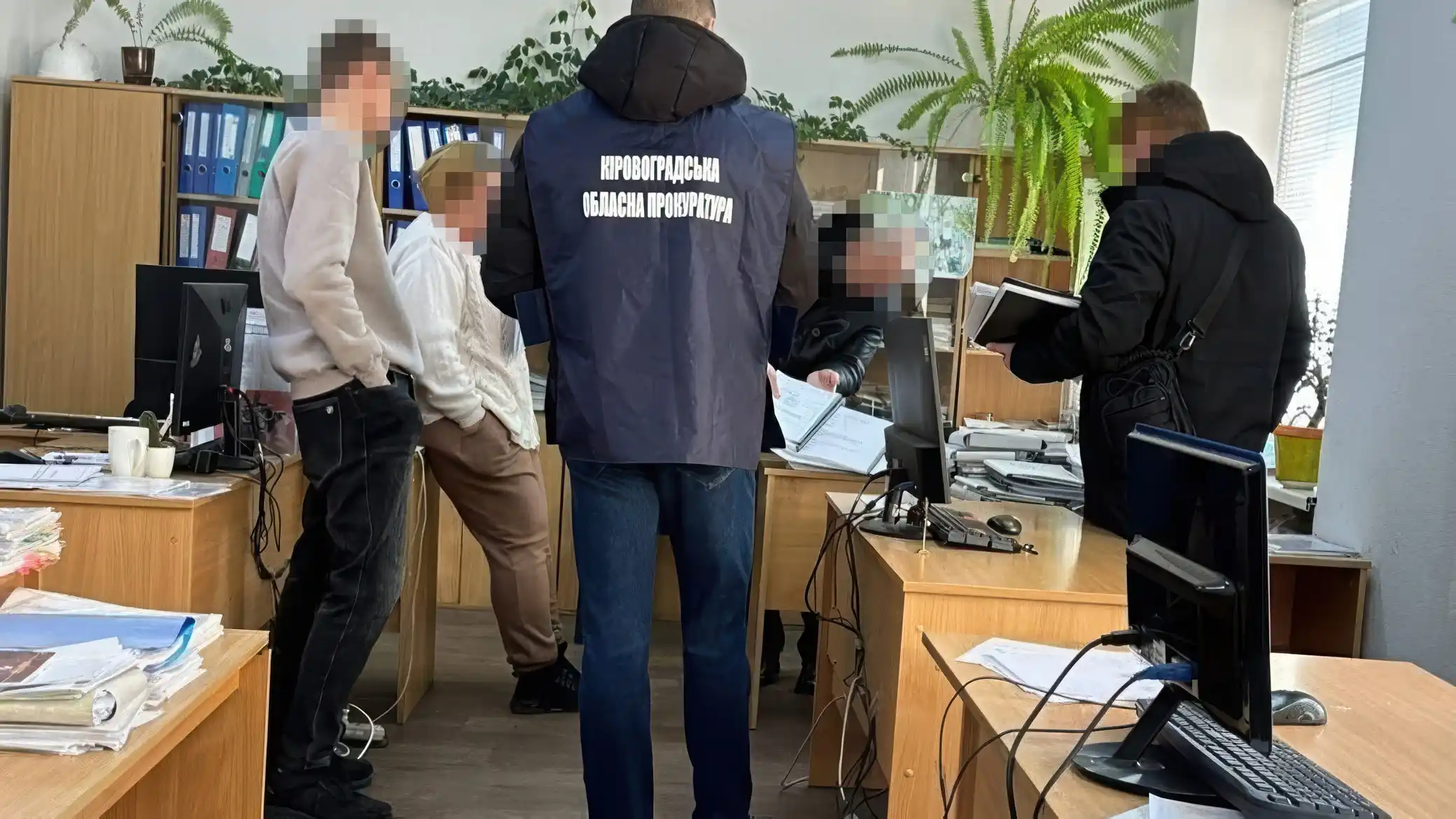 Посадовицю Кіровоградської ОВА підозрюють у розтраті image