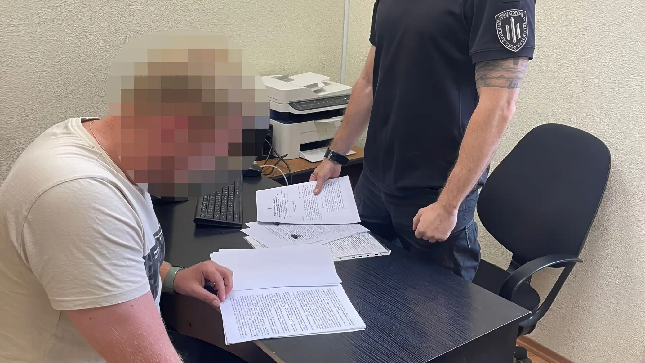Donetsk officer suspected of embezzlement in military vehicle repairs image