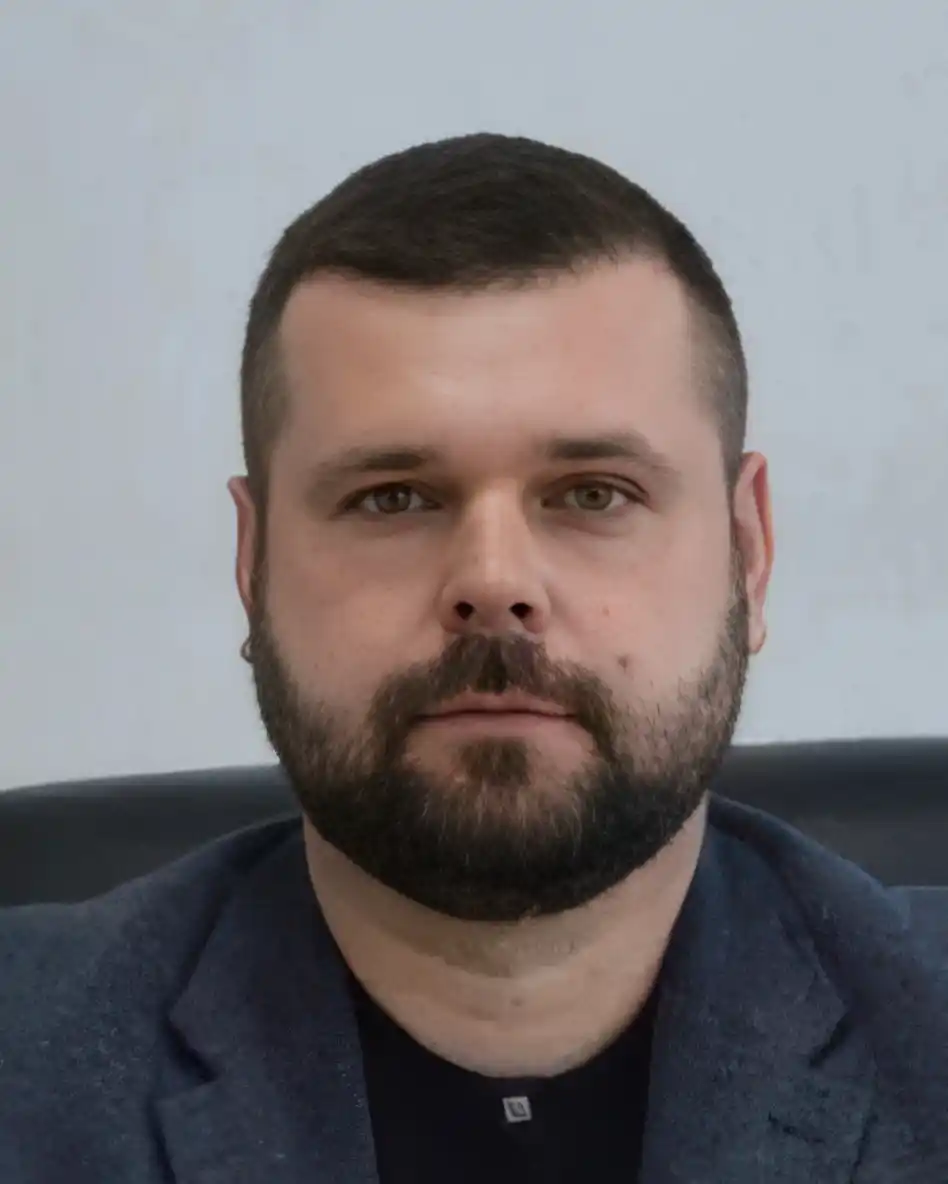 Чернявський Вʼячеслав photo