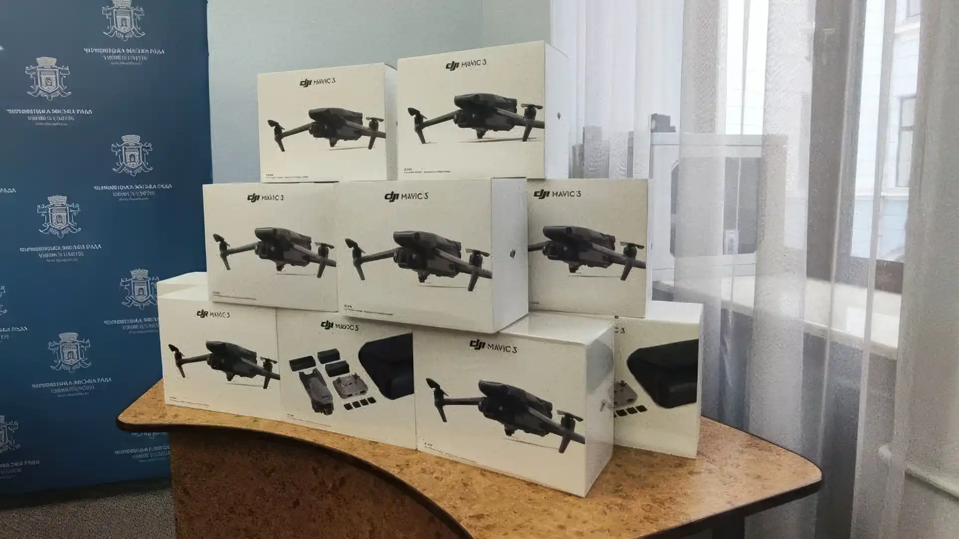 У Чернівцях посадовицю міськради підозрюють у зловживаннях з дронами image